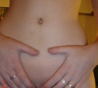 Colegiala Pelirroja Abriendo Sus Hoyos (6)