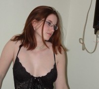 Hermosa Pelirroja Tetona Con Lentes (11)