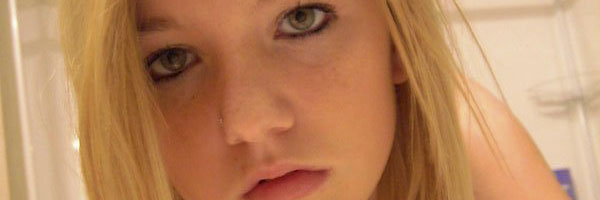 Hermosa Rubia Y Sus Fotos Porno Amateur