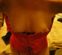 Ama De Casa Con Piercing En Las Tetas (27)