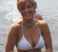 Amateur Mamando Y Haciendo Una Paja (30)