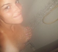 Bonita Jovencita Mostrando Sus Tetas (16)