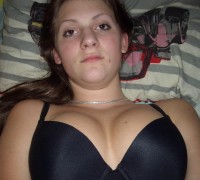Cara de Inocente Y Experta Mamando (7)