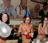 Fiesta De Chicas Desnudas (56)