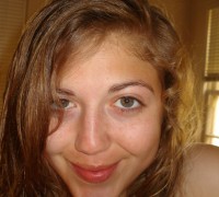 Hermosa Chica Dandose Placer Y Mamando (1)