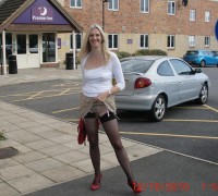 Rubia Con Aros Gigantes En La Vagina (34)