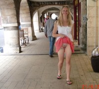 Rubia Con Aros Gigantes En La Vagina (39)