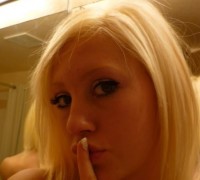 Rubia Que Parece Una Muneca (5)