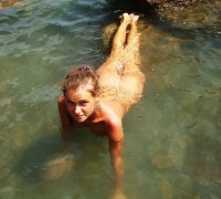 Jovencita Nudista De Vacaciones (21)