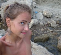 Jovencita Nudista De Vacaciones (27)