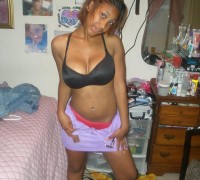 Morena Con Tetas Excitantes (15)