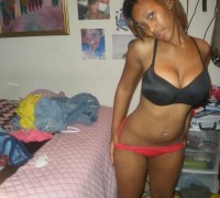 Morena Con Tetas Excitantes (23)