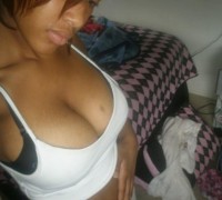 Morena Con Tetas Excitantes (4)