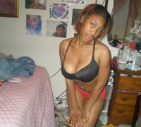 Morena Con Tetas Excitantes (5)