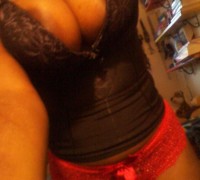 Selfie Con Una Tetona Amateur (65)