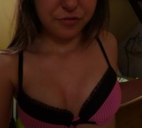 Trolita Enseñando Sus Tetas