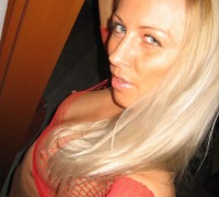 Esta Rubia Te Muestra El Culo (42)
