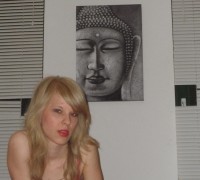 Jovencita Rubia Mostrando Lo Guarra Que Es (144)