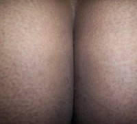 Una Morena Muy Peluda (20)