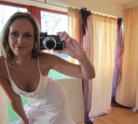 Modelo Haciendo Porno Amateur Frente Al Espejo (15)