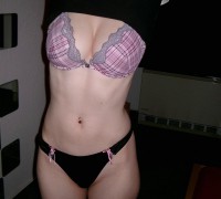 Pendeja De Ojos Azules Haciendo De Sexy (44)
