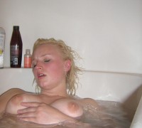 Hermosa Rubia Con Hermoso Cono (64)