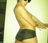 Morocha Sexy Con Muchos Piercing (68)