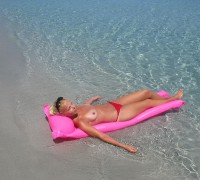 Alemana Preciosa Mostrando Tetas De Turista (15)