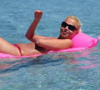 Alemana Preciosa Mostrando Tetas De Turista (30)