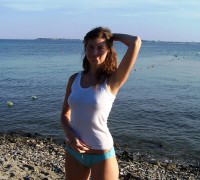 Francesa Caliente Posando En Malla (2)