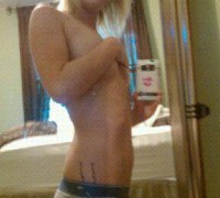 Rubia Caliente Buscando Con Quien Follar (44)
