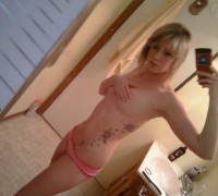 Rubia Caliente Buscando Con Quien Follar (63)