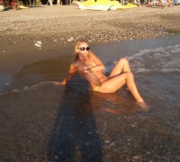 Preciosa Rubia De Topless En La Playa (22)