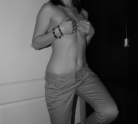 Hermosa Canadiense Mostrando Las Tetas (56)