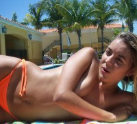 Hermosa Colombiana Mostrando Las Tetas (7)
