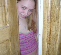 Rubia Culona Se Complace Sola (125)