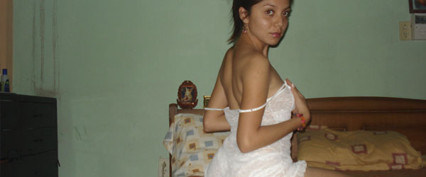 Yosi Jovencita mexicana desnuda