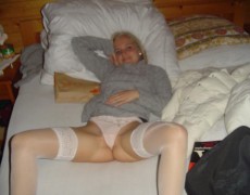 Porno con hermosa rubia amateur (10)