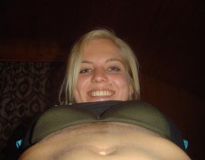 Porno con hermosa rubia amateur (12)
