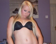 Culona rubia hace porno para el novio (22)