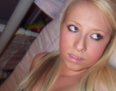 Culona rubia hace porno para el novio (23)