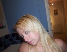Culona rubia hace porno para el novio (43)
