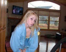 Jovencita rubia desnudita (10)
