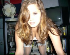 Preciosa tetona mamando (64)