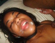 Trisha mamando dos vergas (34)