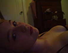Rubia 18 anos desnuda (24)