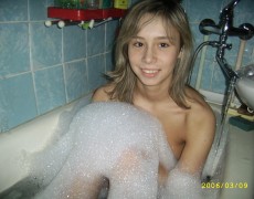 Rubia amateur abriendose el culo (41)
