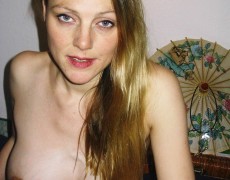 Rubia embarazada desnuda (29)