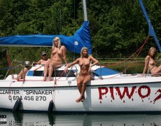 Velero nudista (111)