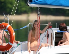 Velero nudista (143)